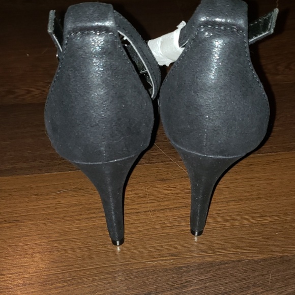 Report Heel - Picture 3 of 5